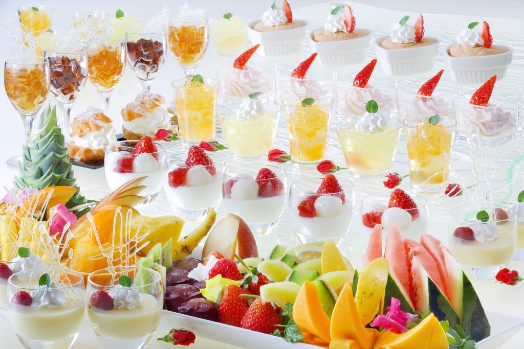 Asaya Hotel Нико Екстериор снимка A selection of fruit drinks